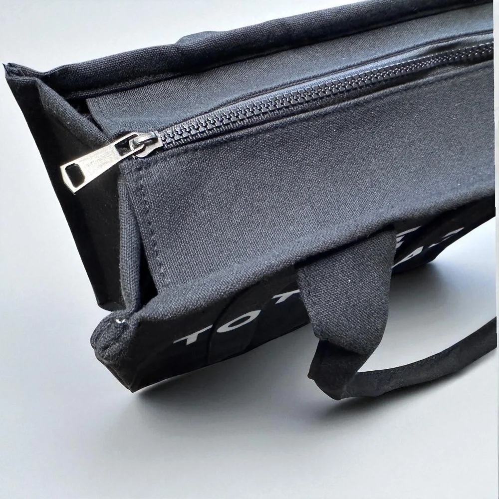 "THE TOTEBAG" Black Canvas Tote – Chic, Spacious & Brand New! 🖤 - Picture 7 of 12